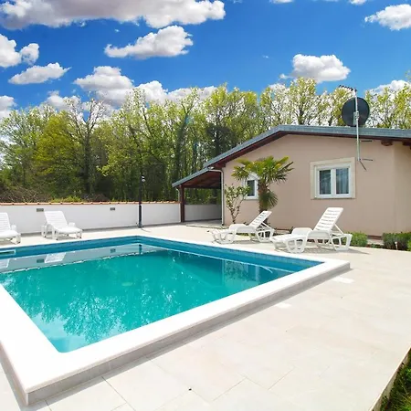 House Kacana 2233
