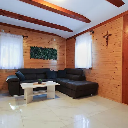 House Kacana 2233 Hébergement de vacances Orbanići
